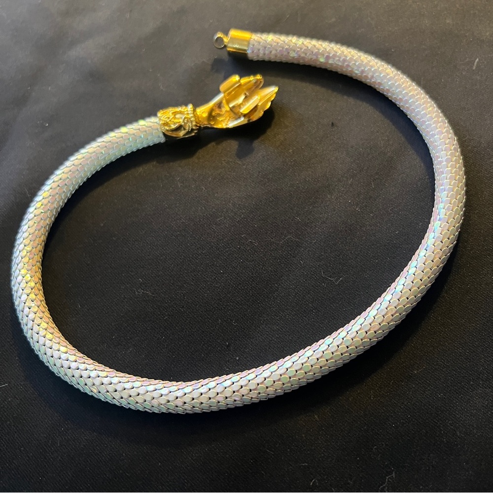 Vintage DL Auld Iridescent White Dragonscale Choker Mesh Snake Collar Necklace - Picture 5 of 11